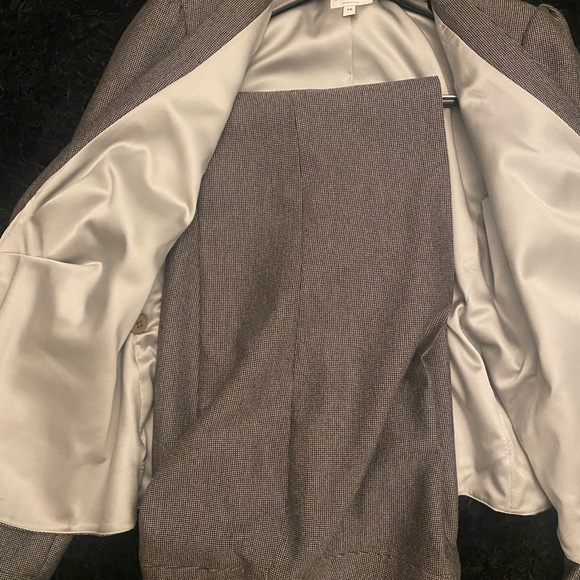 Armani Pant Suit - Picture 9 of 16